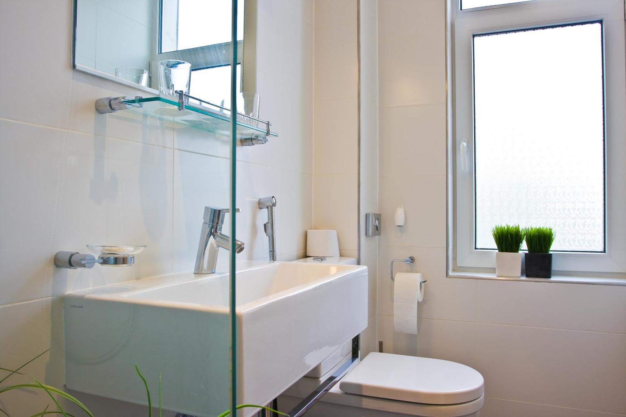 Art Hotell Rakvere Bagian luar foto